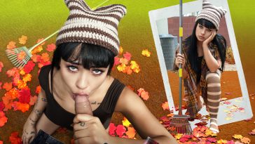 Who Needs a Break When You Can Play With Your Boss’ Cock?